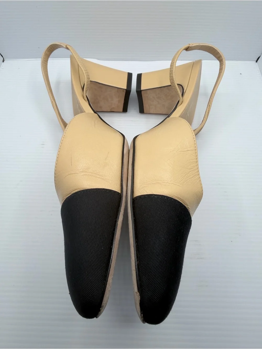 CHANEL Beige and Black Cap Toe Classic Slingback Leather Heels EU 37 CC Logo